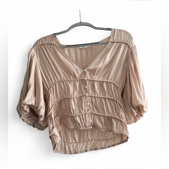 FRAME Julianne Blouse in “Blush” - Picture 6 of 6